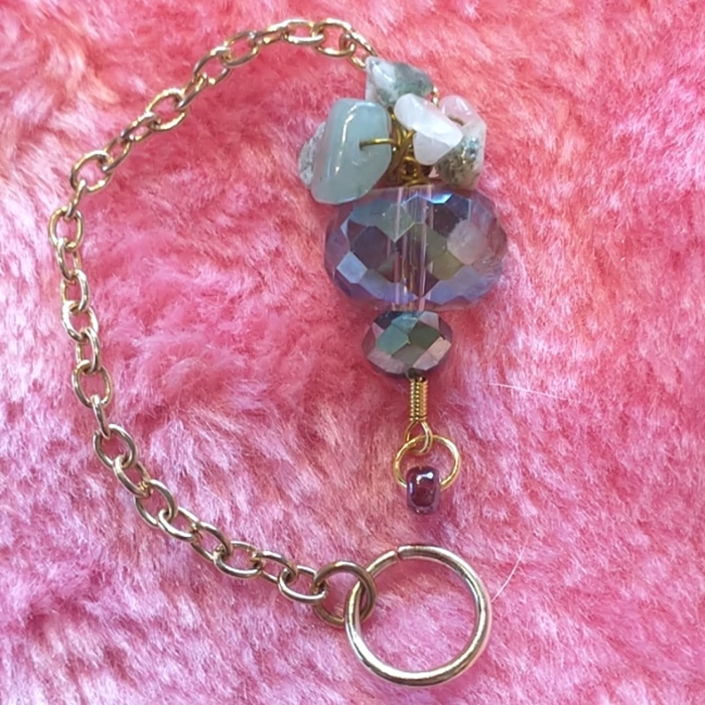 NWT Beautiful Handcrafted Crystal Glass & Agate Chip Pendulum